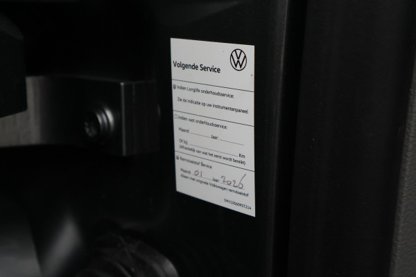 Volkswagen Transporter 2.0 TDI L2H1 28 Bulli 3-Zits, Virtual Cockpit, ACC, Side-Bars, Apple Carplay, Trekhaak, 18"
