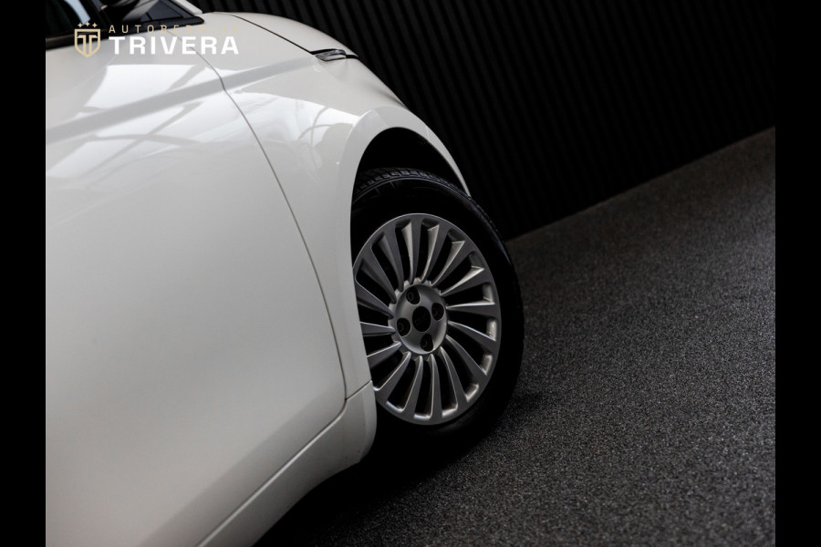 Fiat 500 Urban 24 kWh l SoH 93% l AUT.l Keyless l Virtueel cockpit l BTW auto l 1ste. eig. l Dealer onderhouden l ALS NIEUW