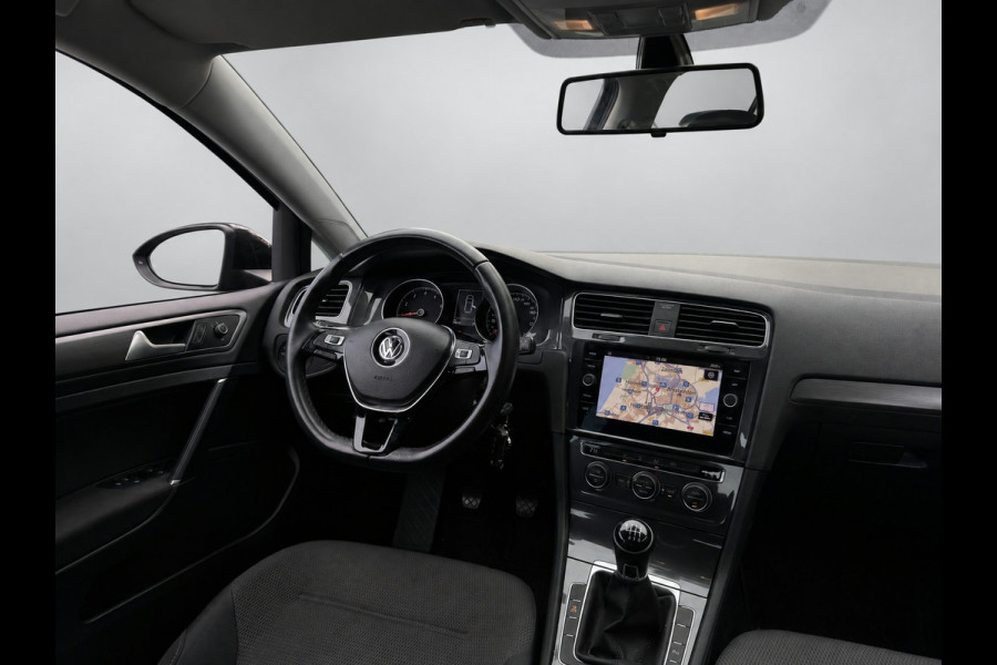 Volkswagen Golf 1.0 TSI 115PK COMFORTLINE CARPLAY/ACC/PDC/NAVIGATIE