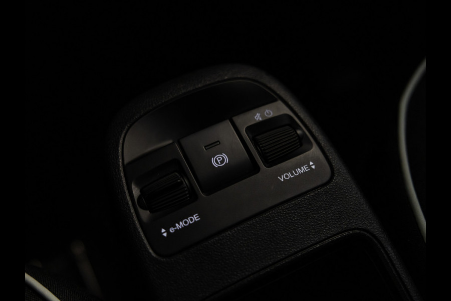 Fiat 500 Urban 24 kWh l SoH 93% l AUT.l Keyless l Virtueel cockpit l BTW auto l 1ste. eig. l Dealer onderhouden l ALS NIEUW