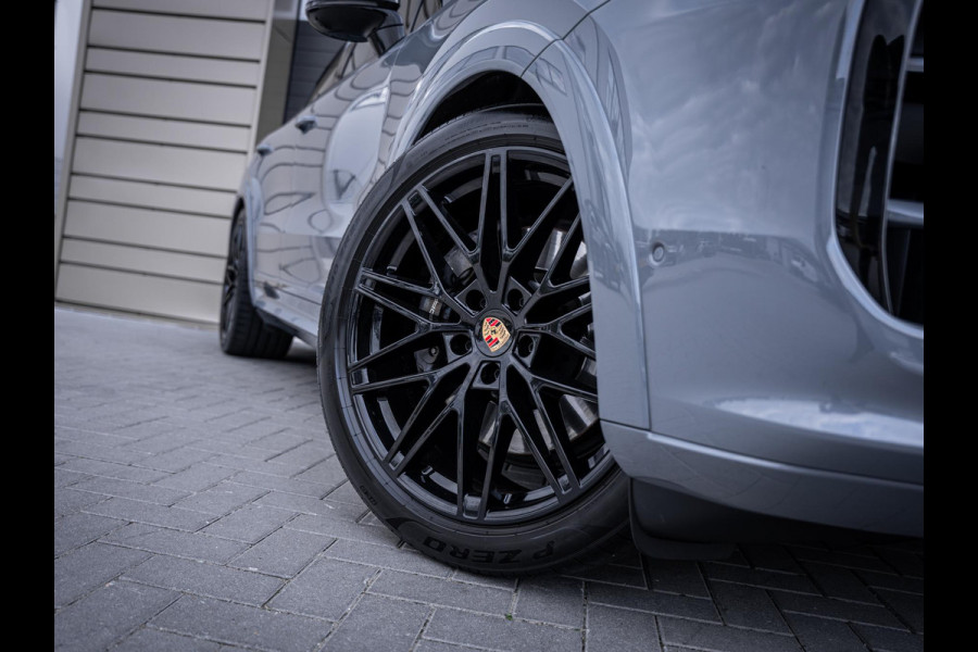 Porsche Cayenne Coupé 3.0 E-Hybrid - Sport Chrono l FULL SPEC! l 4WS l Pass Displ. l Burmester