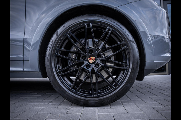 Porsche Cayenne Coupé 3.0 E-Hybrid - Sport Chrono l FULL SPEC! l 4WS l Pass Displ. l Burmester