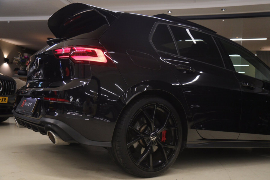 Volkswagen Golf 2.0 TSI GTI CLUBSPORT NURBERGRING/PANO/HUD/H&K/IQ/NAVI/CAM