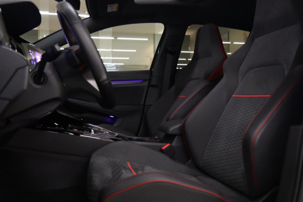Volkswagen Golf 2.0 TSI GTI CLUBSPORT NURBERGRING/PANO/HUD/H&K/IQ/NAVI/CAM