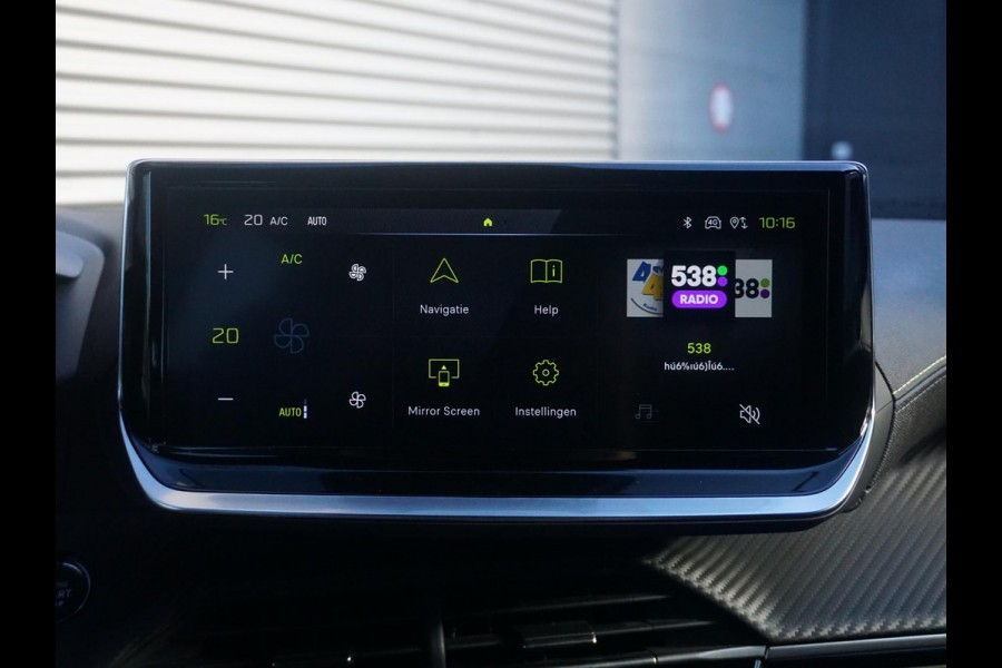 Peugeot 2008 1.2 Hybrid 145 GT Alcantara stoelen