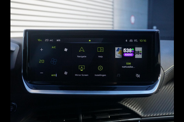 Peugeot 2008 1.2 Hybrid 145 GT Alcantara stoelen