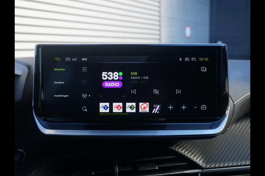 Peugeot 2008 1.2 Hybrid 145 GT Alcantara stoelen