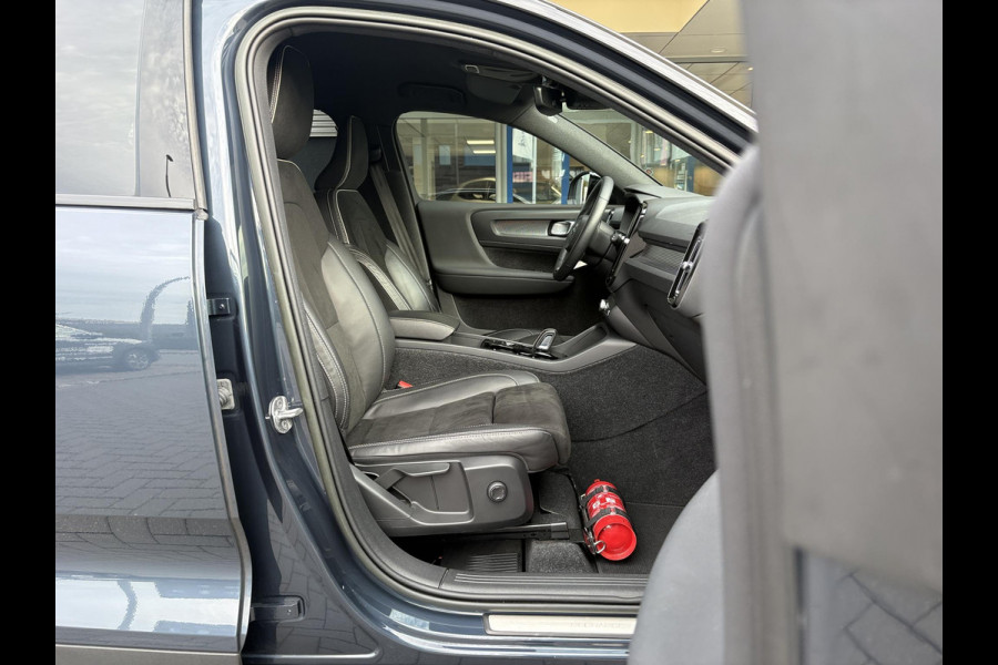 Volvo XC40 1.5 T4 Recharge R-Design 211 PK | Stoelverwarming | Dealeronderhouden | Camera |
