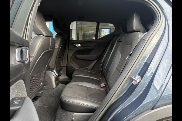 Volvo XC40 1.5 T4 Recharge R-Design 211 PK | Stoelverwarming | Dealeronderhouden | Camera |