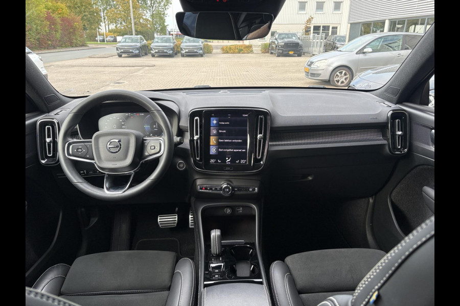 Volvo XC40 1.5 T4 Recharge R-Design 211 PK | Stoelverwarming | Dealeronderhouden | Camera |