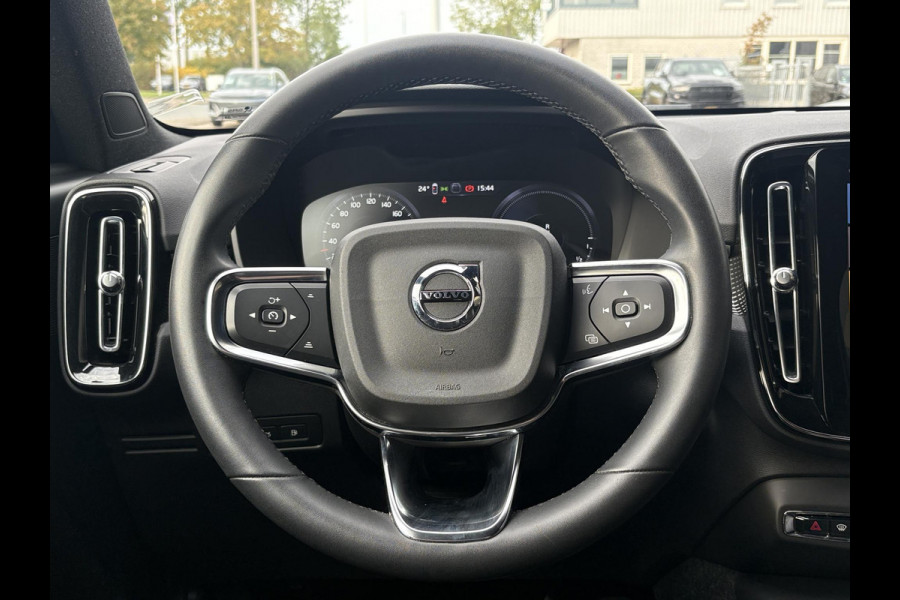 Volvo XC40 1.5 T4 Recharge R-Design 211 PK | Stoelverwarming | Dealeronderhouden | Camera |