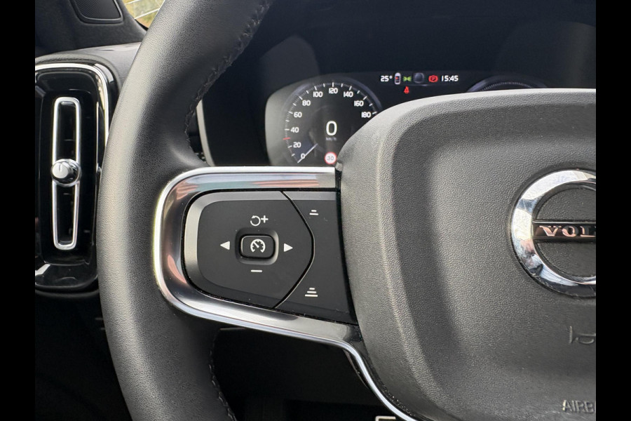 Volvo XC40 1.5 T4 Recharge R-Design 211 PK | Stoelverwarming | Dealeronderhouden | Camera |