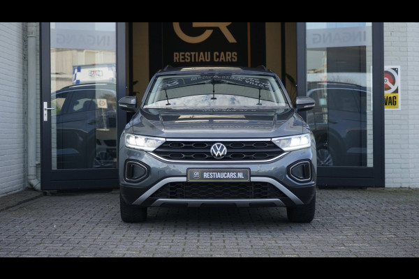 Volkswagen T-Roc 1.5 TSI Life AUTOMAAT|ACC|BEATS|CAMERA|CARPLAY|DAB|KEYLESS|STANDKACHEL|STOEL/ STUURVERWARMING