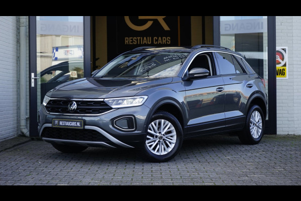Volkswagen T-Roc 1.5 TSI Life AUTOMAAT|ACC|BEATS|CAMERA|CARPLAY|DAB|KEYLESS|STANDKACHEL|STOEL/ STUURVERWARMING