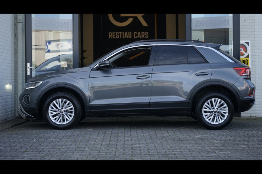 Volkswagen T-Roc 1.5 TSI Life AUTOMAAT|ACC|BEATS|CAMERA|CARPLAY|DAB|KEYLESS|STANDKACHEL|STOEL/ STUURVERWARMING