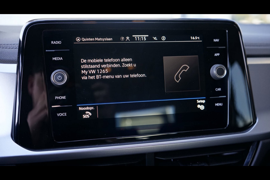 Volkswagen T-Roc 1.5 TSI Life AUTOMAAT|ACC|BEATS|CAMERA|CARPLAY|DAB|KEYLESS|STANDKACHEL|STOEL/ STUURVERWARMING