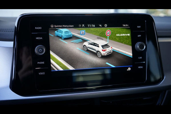 Volkswagen T-Roc 1.5 TSI Life AUTOMAAT|ACC|BEATS|CAMERA|CARPLAY|DAB|KEYLESS|STANDKACHEL|STOEL/ STUURVERWARMING