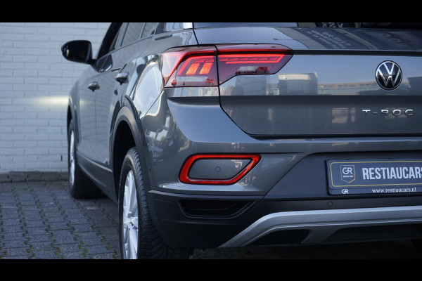Volkswagen T-Roc 1.5 TSI Life AUTOMAAT|ACC|BEATS|CAMERA|CARPLAY|DAB|KEYLESS|STANDKACHEL|STOEL/ STUURVERWARMING
