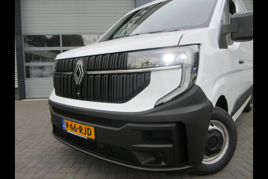 Renault Master E-Tech T35 L2H2, Extra Long Range 87 kWh, Camera, Apple Carplay, Android.
