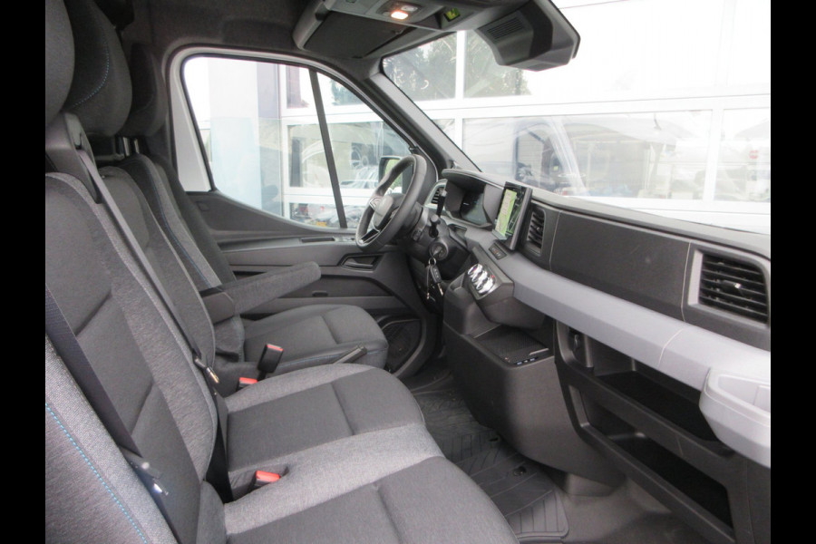 Renault Master E-Tech T35 L2H2, Extra Long Range 87 kWh, Camera, Apple Carplay, Android.