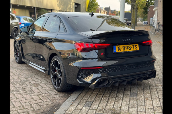 Audi A3 Limousine 2.5 TFSI RS 3 quattro