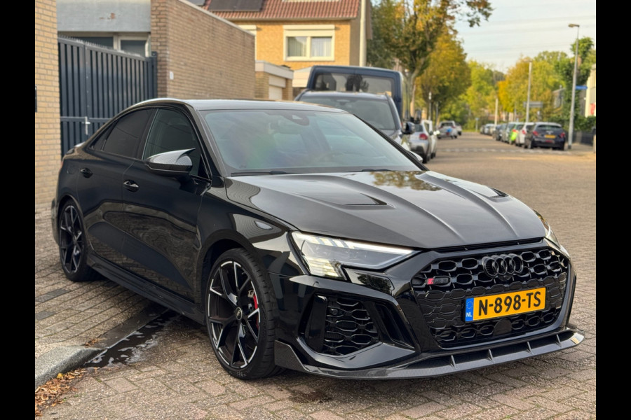 Audi A3 Limousine 2.5 TFSI RS 3 quattro