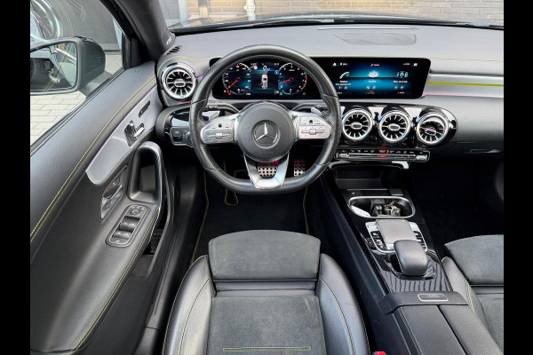 Mercedes-Benz A-Klasse 250 Premium Plus | 2E EIGENAAR | 3/6/12MND GARANTIE | LED | SFEER | BURMESTER | PANO | CRUISE | NAVI | MEMORY |