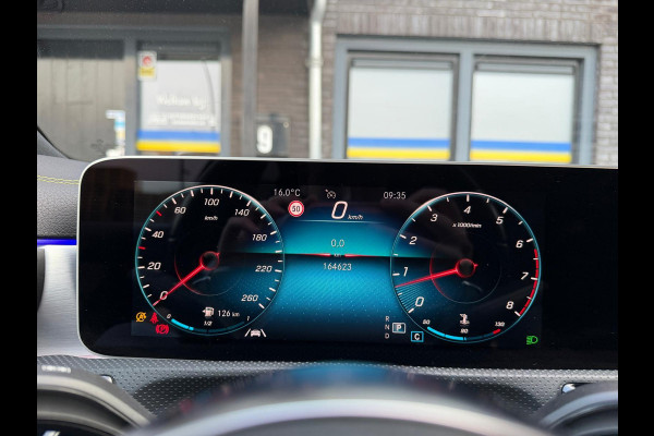 Mercedes-Benz A-Klasse 250 Premium Plus | 2E EIGENAAR | 3/6/12MND GARANTIE | LED | SFEER | BURMESTER | PANO | CRUISE | NAVI | MEMORY |
