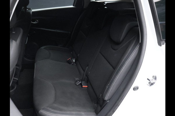 Renault Clio Estate 0.9 TCe Limited Sport (NAVI,CLIMATE,CRUISE,AIRCO,ELEKTRISCH PAKKET,BLUETOOTH,LED,SPORTSTOELEN,NETTE STAAT)