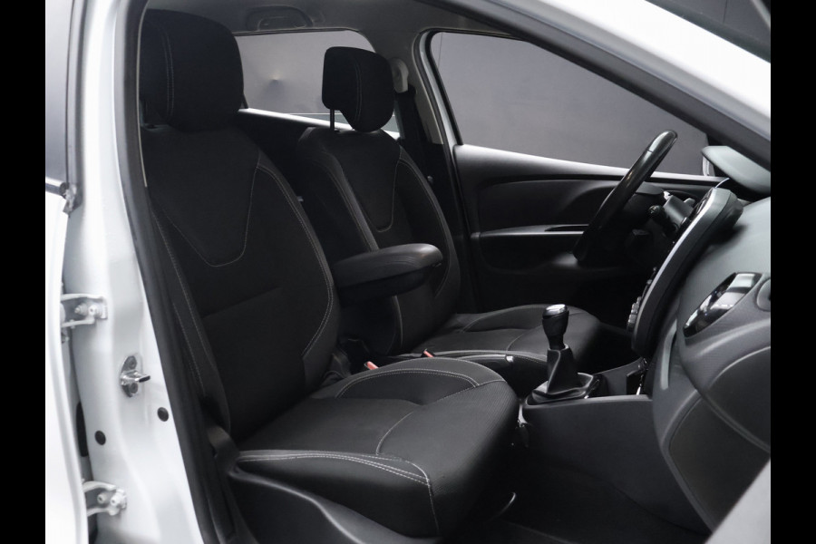 Renault Clio Estate 0.9 TCe Limited Sport (NAVI,CLIMATE,CRUISE,AIRCO,ELEKTRISCH PAKKET,BLUETOOTH,LED,SPORTSTOELEN,NETTE STAAT)