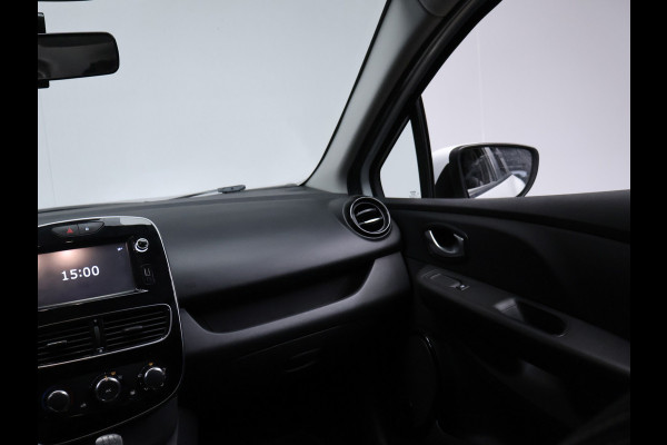 Renault Clio Estate 0.9 TCe Limited Sport (NAVI,CLIMATE,CRUISE,AIRCO,ELEKTRISCH PAKKET,BLUETOOTH,LED,SPORTSTOELEN,NETTE STAAT)