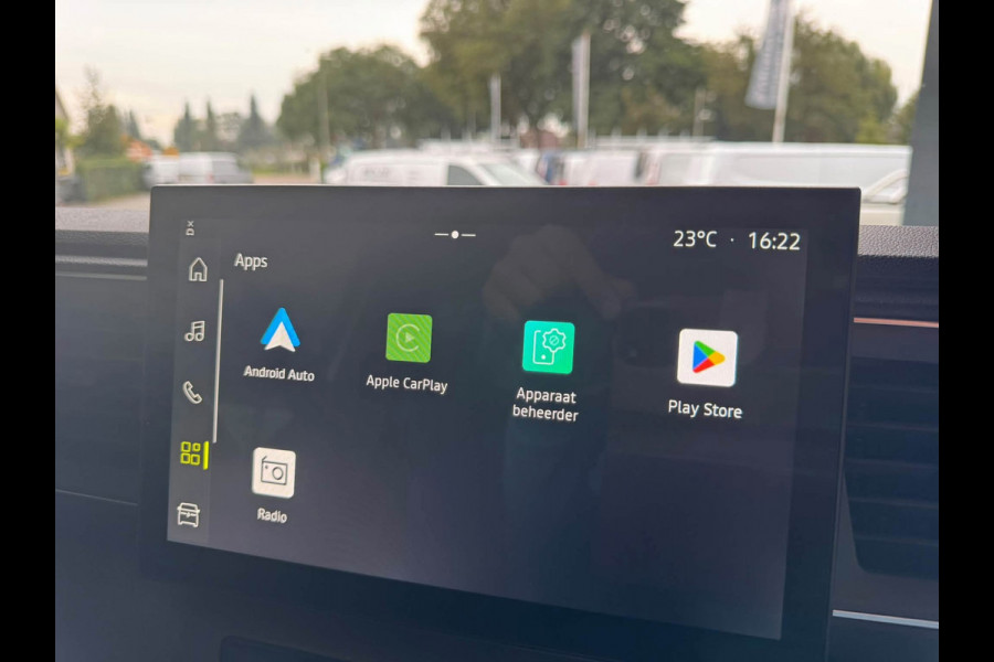 Renault Master E-Tech T35 L2H2, Extra Long Range 87 kWh, Camera, Apple Carplay, Android.