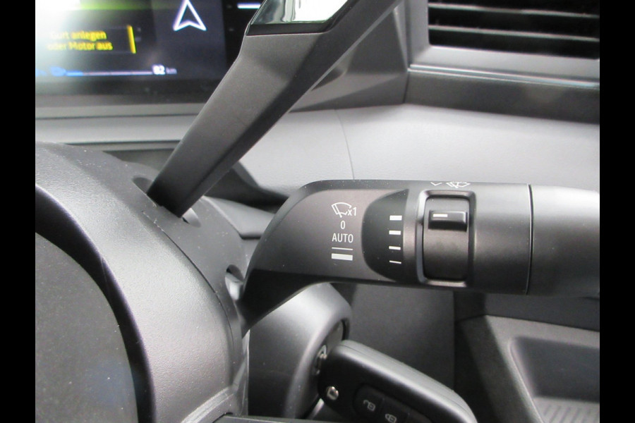 Renault Master E-Tech T35 L2H2, Extra Long Range 87 kWh, Camera, Apple Carplay, Android.