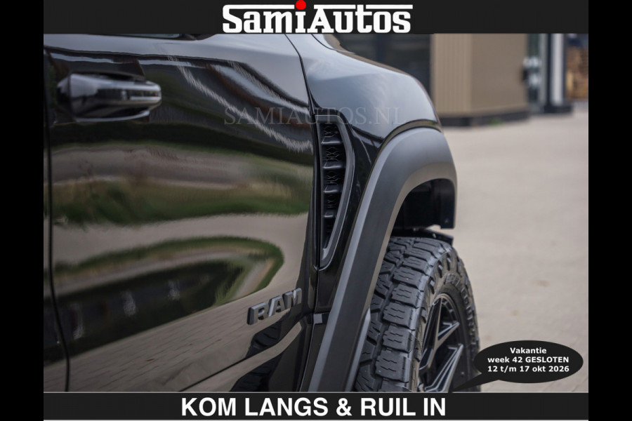 Dodge Ram TRX HELLCAT | 6.2 V8 712PK SUPERCHARGER | € 129.50 excl | RODE STIKSELS | FULLY LOADED | CARBON | CREW CAB | DUBBELE CABINE | 5 PERSOONS | De specialist in Amerikaanse pick‑ups in Nederland en Europa.