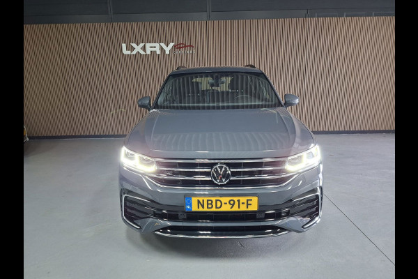 Volkswagen Tiguan 1.4 TSI eHybrid R-Line Business+ | Navi | IQ Light | Pano | Camera | Stoelverwarming |
