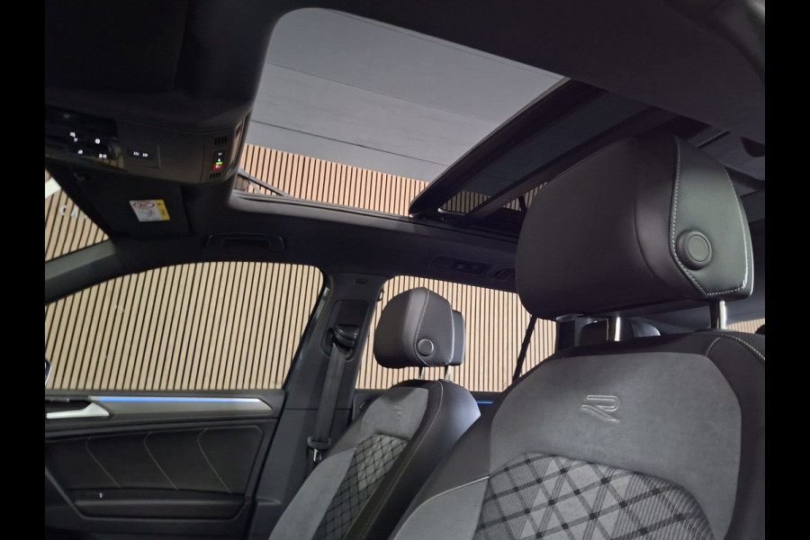 Volkswagen Tiguan 1.4 TSI eHybrid R-Line Business+ | Navi | IQ Light | Pano | Camera | Stoelverwarming |