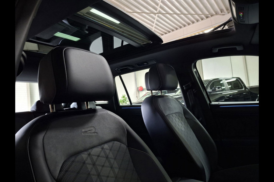 Volkswagen Tiguan 1.4 TSI eHybrid R-Line Business+ | Navi | IQ Light | Pano | Camera | Stoelverwarming |