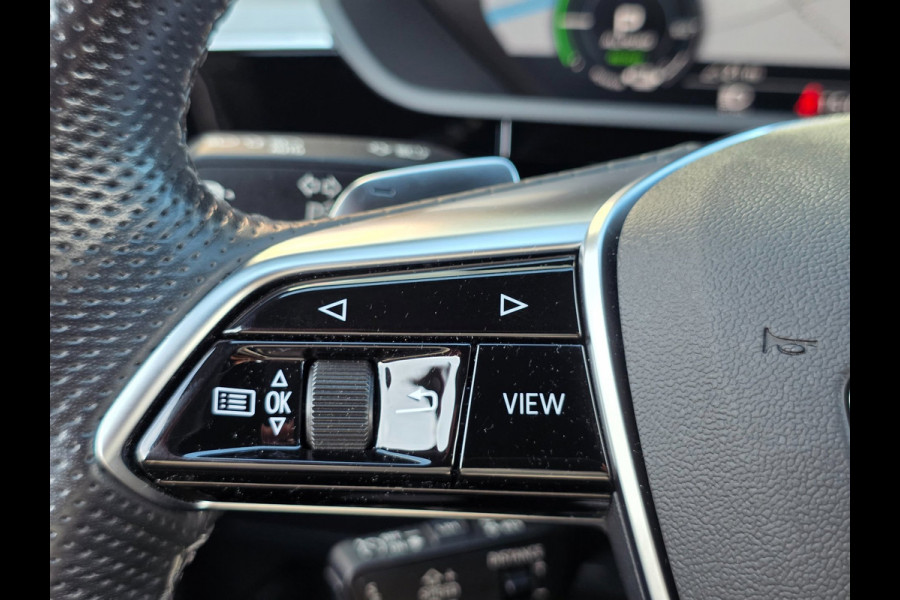 Audi e-tron 55 quattro S edition 95 kWh | TREKHAAK | 93% SOH | NAP | HUD | 360 CAMERA | ACC