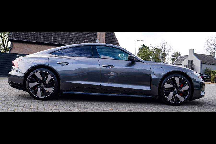Audi e-tron GT RS 93 kWh | Carbon | B&O 3D | Massage | SOH 91% | HUD | BTW | ACC | 360cam | Stoelkoeling | DriveSelect | Sunroof |
