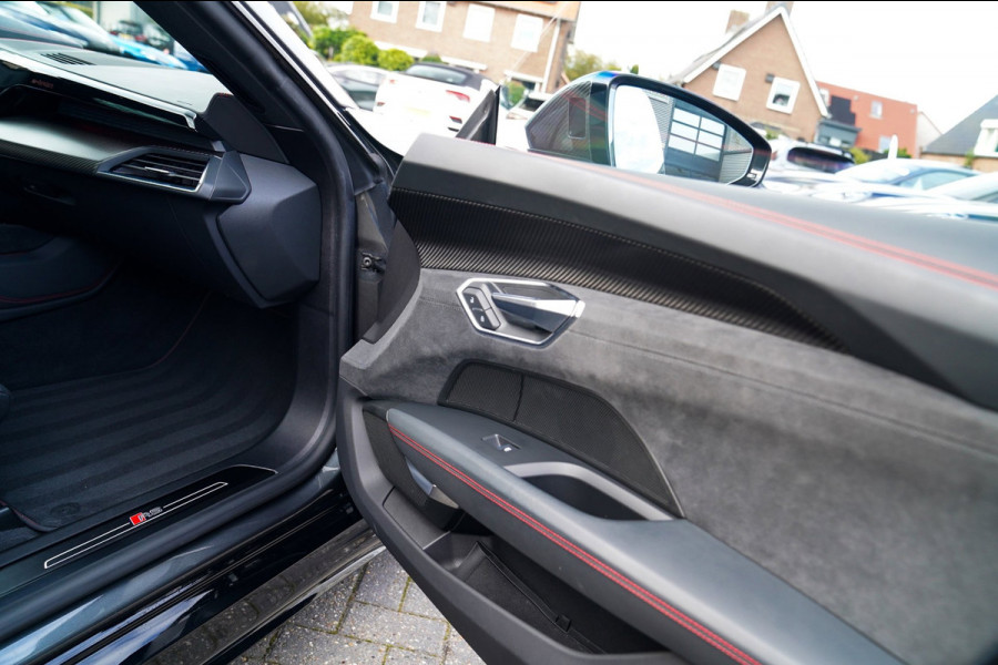 Audi e-tron GT RS 93 kWh | Carbon | B&O 3D | Massage | SOH 91% | HUD | BTW | ACC | 360cam | Stoelkoeling | DriveSelect | Sunroof |