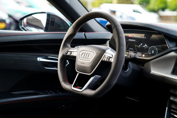 Audi e-tron GT RS 93 kWh | Carbon | B&O 3D | Massage | SOH 91% | HUD | BTW | ACC | 360cam | Stoelkoeling | DriveSelect | Sunroof |
