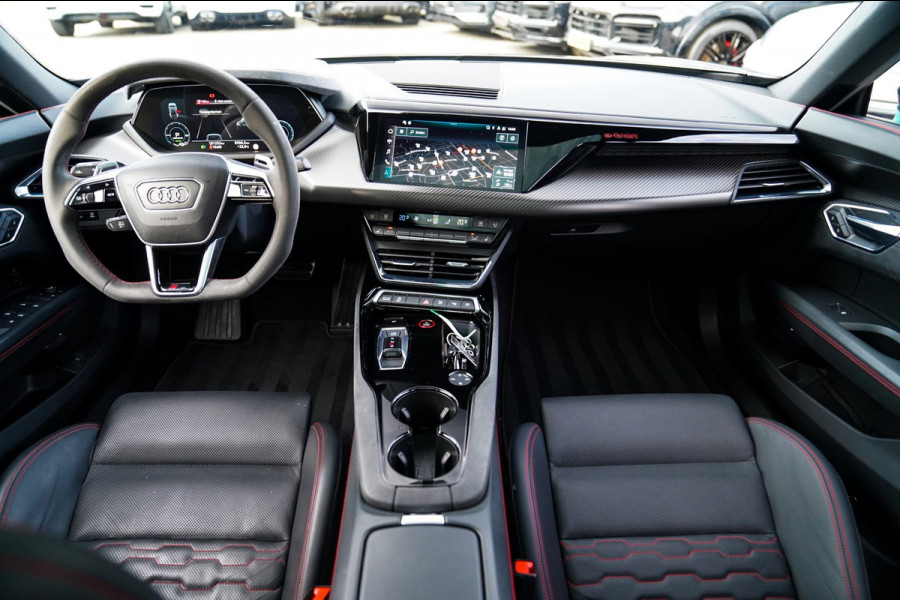 Audi e-tron GT RS 93 kWh | Carbon | B&O 3D | Massage | SOH 91% | HUD | BTW | ACC | 360cam | Stoelkoeling | DriveSelect | Sunroof |