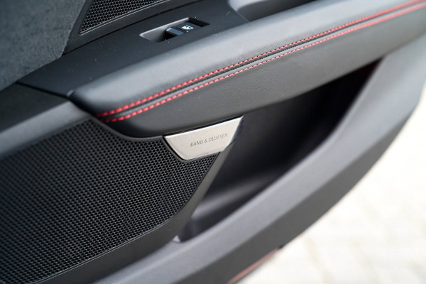 Audi e-tron GT RS 93 kWh | Carbon | B&O 3D | Massage | SOH 91% | HUD | BTW | ACC | 360cam | Stoelkoeling | DriveSelect | Sunroof |
