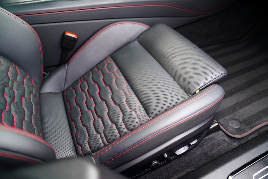 Audi e-tron GT RS 93 kWh | Carbon | B&O 3D | Massage | SOH 91% | HUD | BTW | ACC | 360cam | Stoelkoeling | DriveSelect | Sunroof |