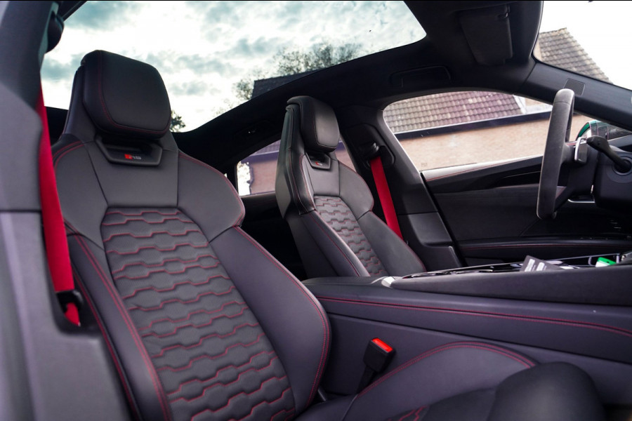 Audi e-tron GT RS 93 kWh | Carbon | B&O 3D | Massage | SOH 91% | HUD | BTW | ACC | 360cam | Stoelkoeling | DriveSelect | Sunroof |