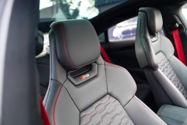 Audi e-tron GT RS 93 kWh | Carbon | B&O 3D | Massage | SOH 91% | HUD | BTW | ACC | 360cam | Stoelkoeling | DriveSelect | Sunroof |