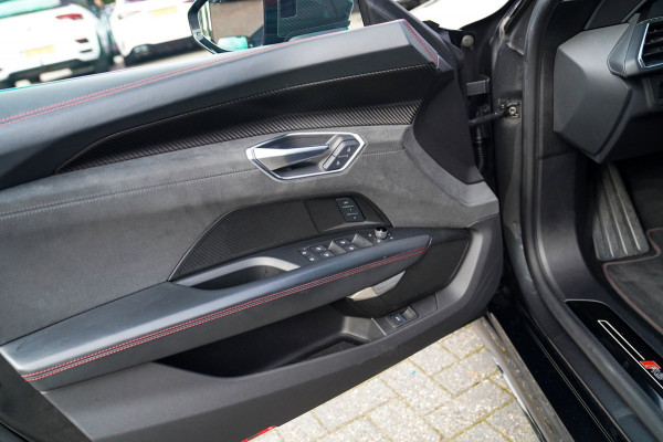 Audi e-tron GT RS 93 kWh | Carbon | B&O 3D | Massage | SOH 91% | HUD | BTW | ACC | 360cam | Stoelkoeling | DriveSelect | Sunroof |