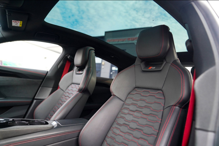 Audi e-tron GT RS 93 kWh | Carbon | B&O 3D | Massage | SOH 91% | HUD | BTW | ACC | 360cam | Stoelkoeling | DriveSelect | Sunroof |