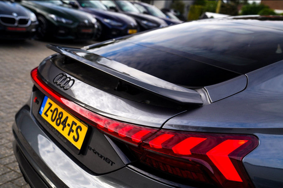 Audi e-tron GT RS 93 kWh | Carbon | B&O 3D | Massage | SOH 91% | HUD | BTW | ACC | 360cam | Stoelkoeling | DriveSelect | Sunroof |