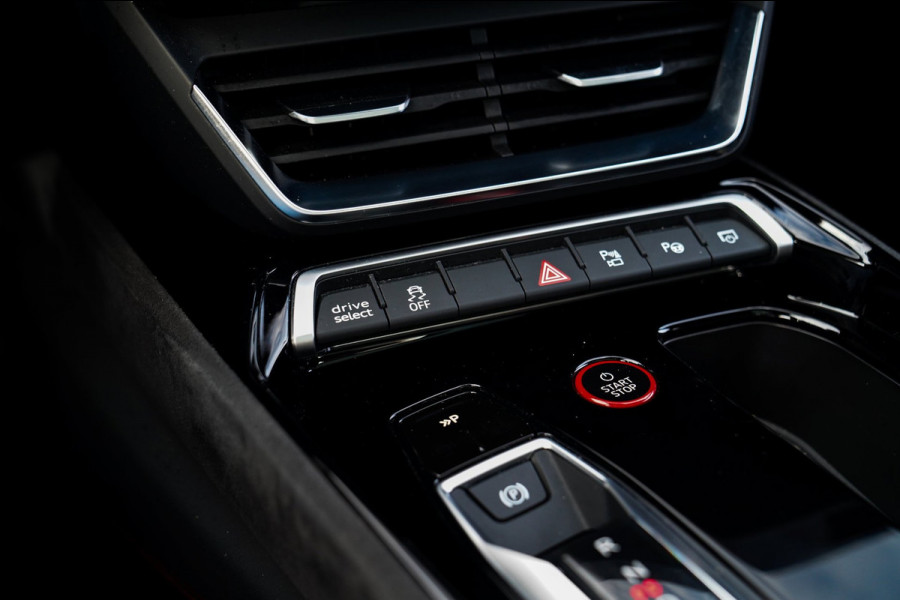 Audi e-tron GT RS 93 kWh | Carbon | B&O 3D | Massage | SOH 91% | HUD | BTW | ACC | 360cam | Stoelkoeling | DriveSelect | Sunroof |